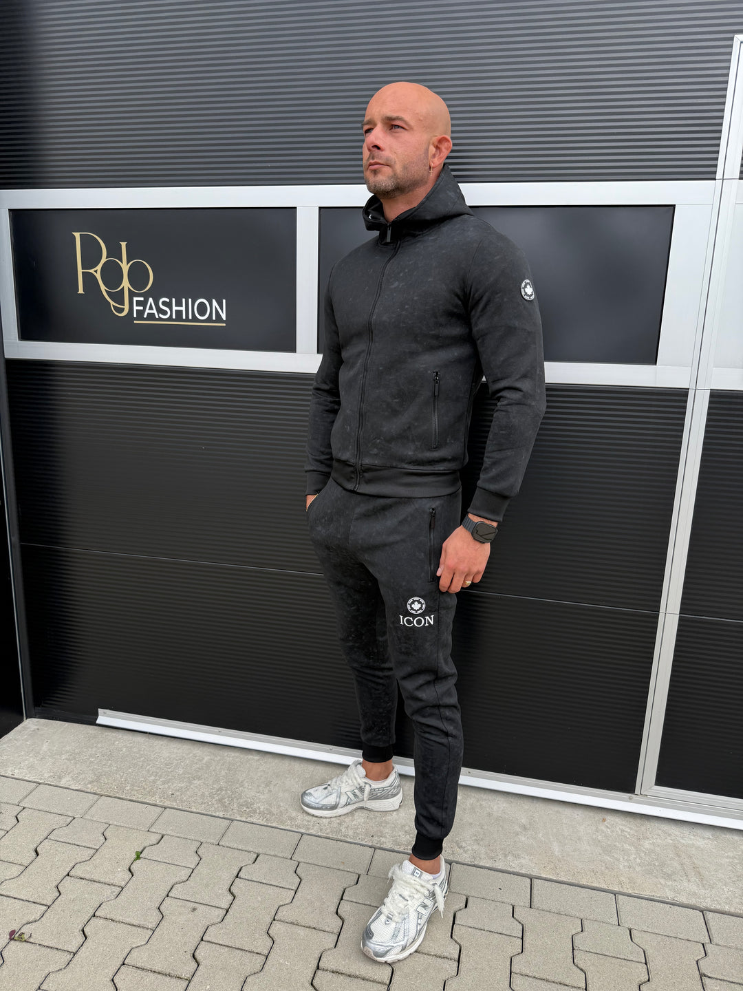 ICON Special Edition Joggingpak