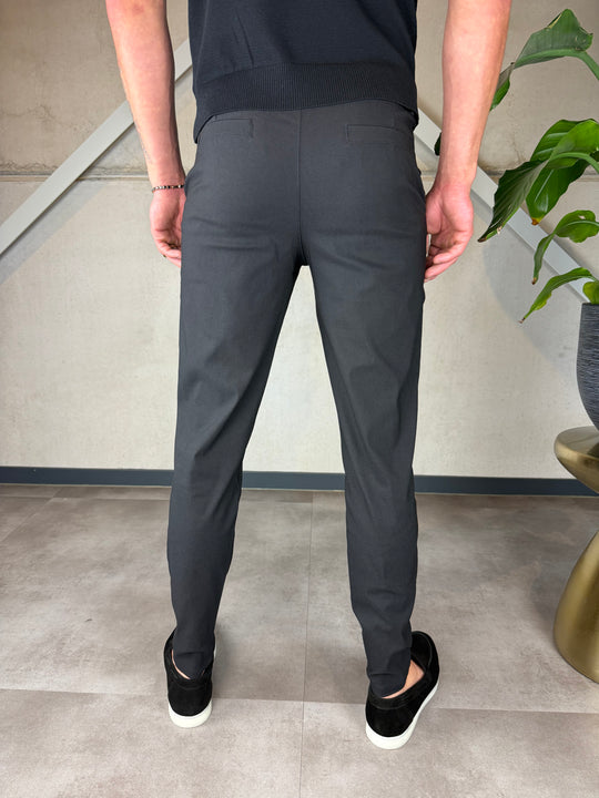 The Milano Chino - Black