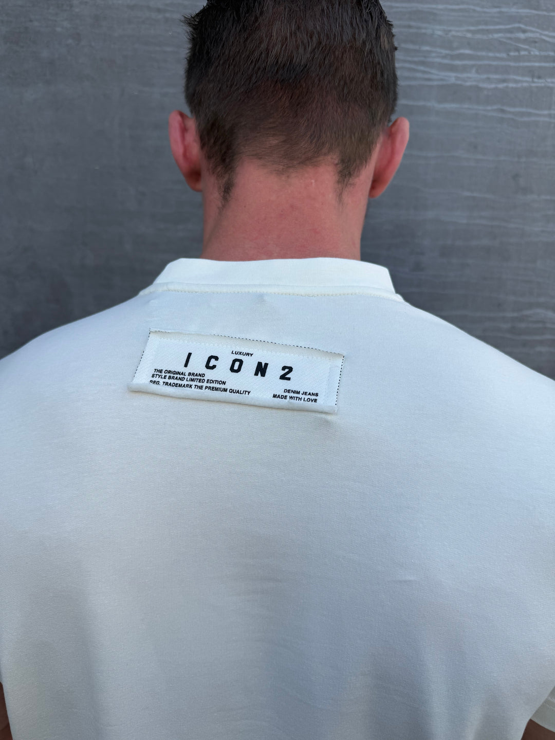 ICON2 Neon Line T-Shirt