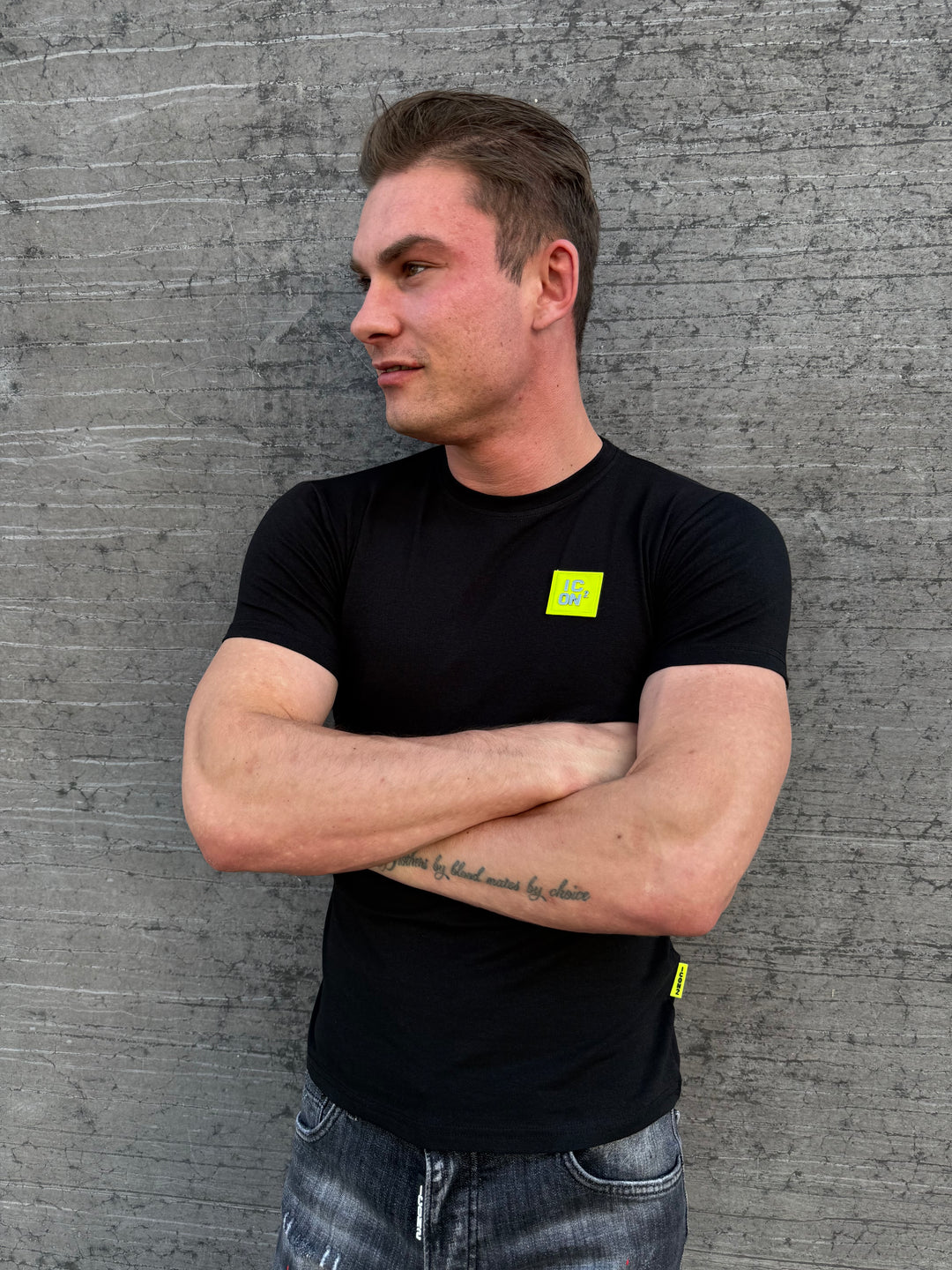 ICON2 Essential Badge T-Shirt