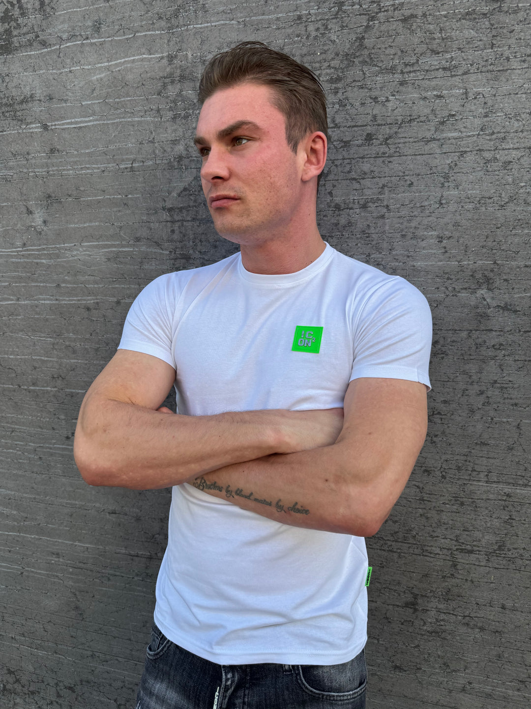 ICON2 Essential Badge T-Shirt