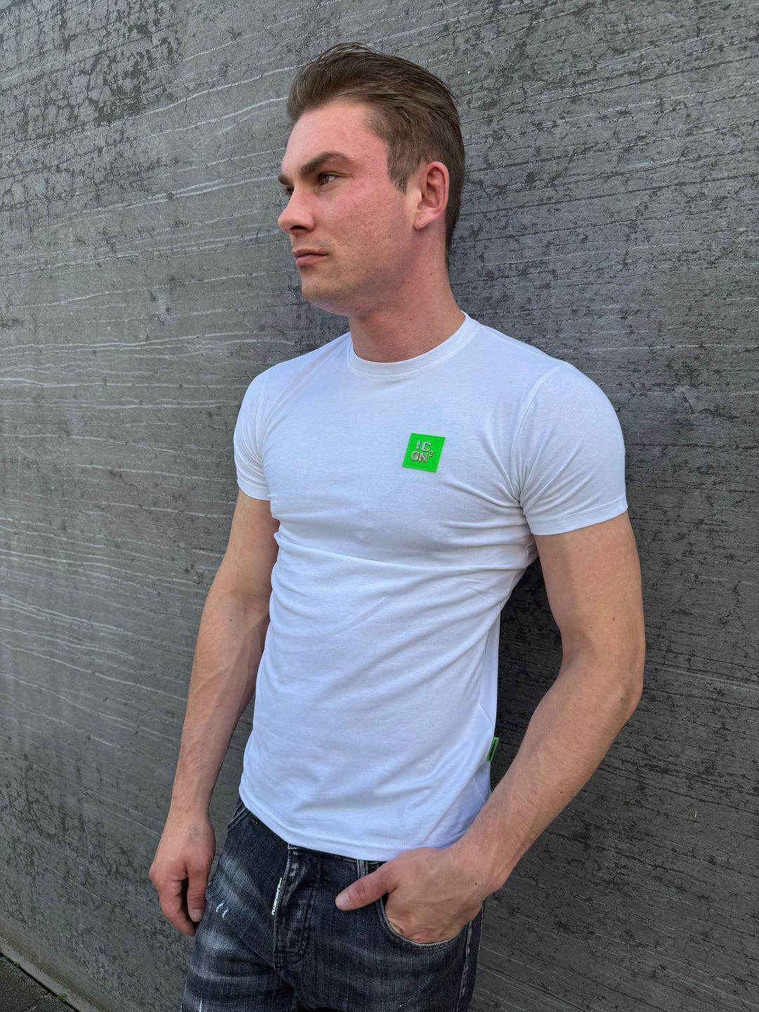 ICON2 Essential Badge T-Shirt