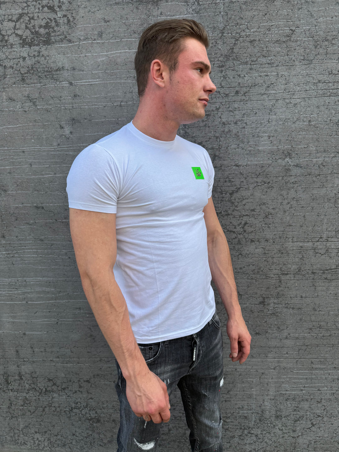 ICON2 Essential Badge T-Shirt