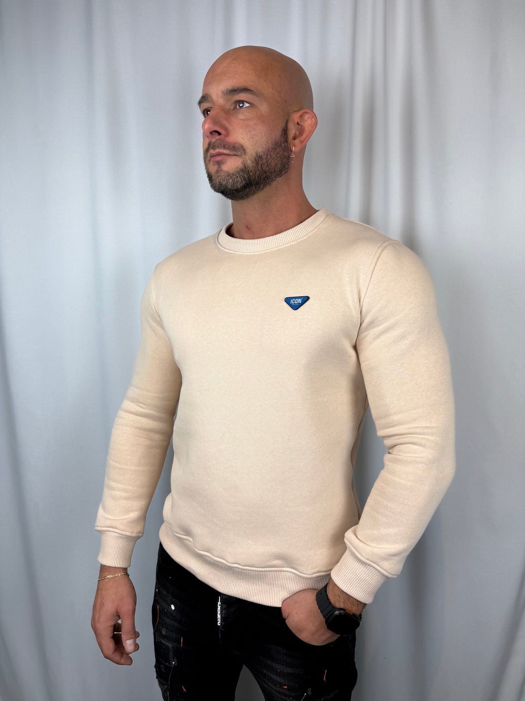 Legacy Badge Icon2 Sweater