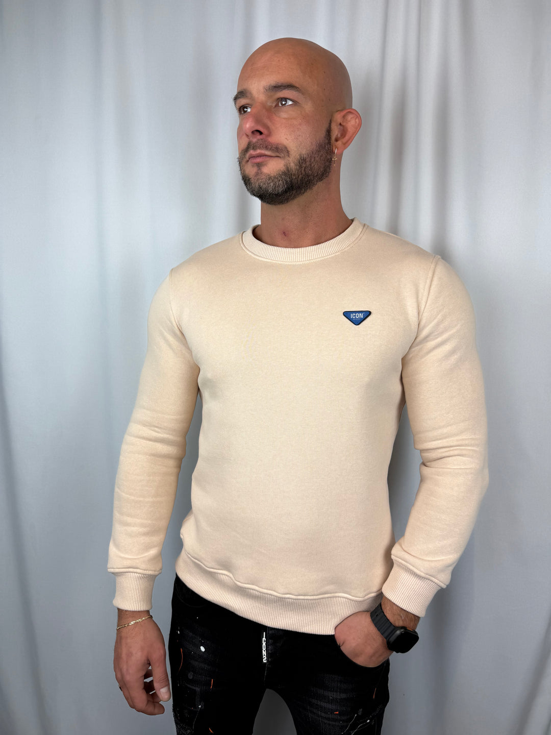 Legacy Badge Icon2 Sweater