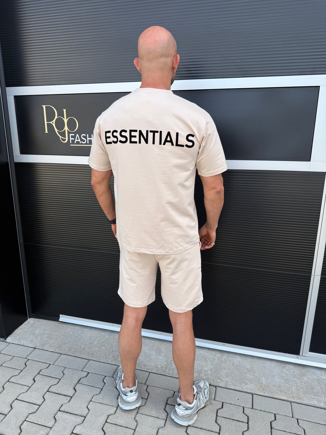 The Essentials Summerset