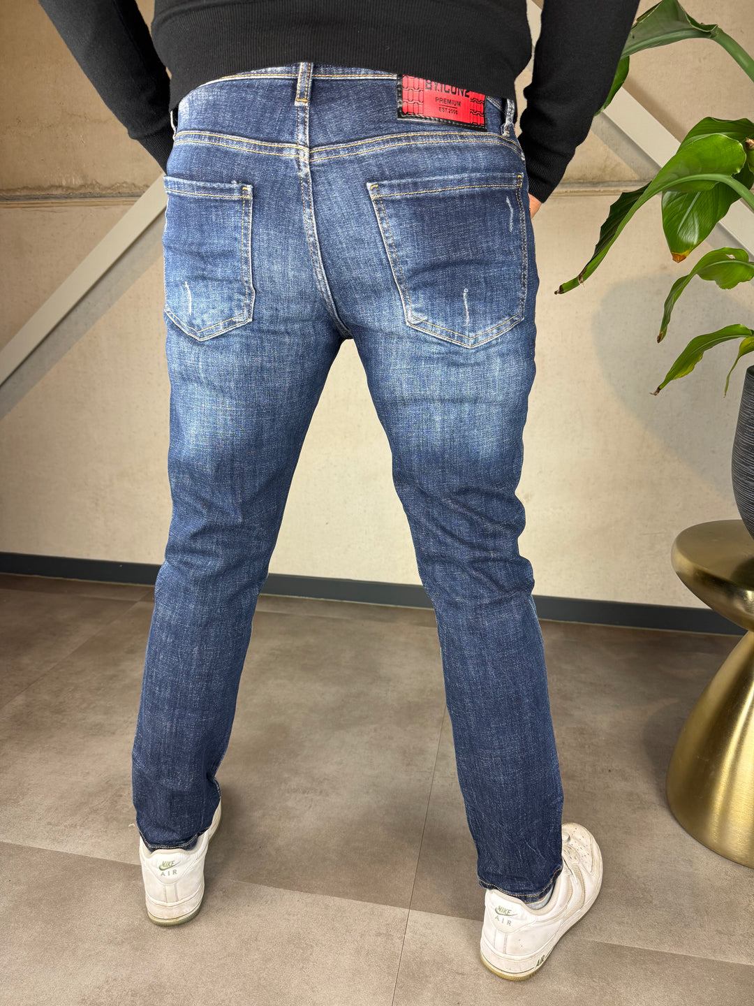 The Icon2 Slim Fit Stretch Jeans 236