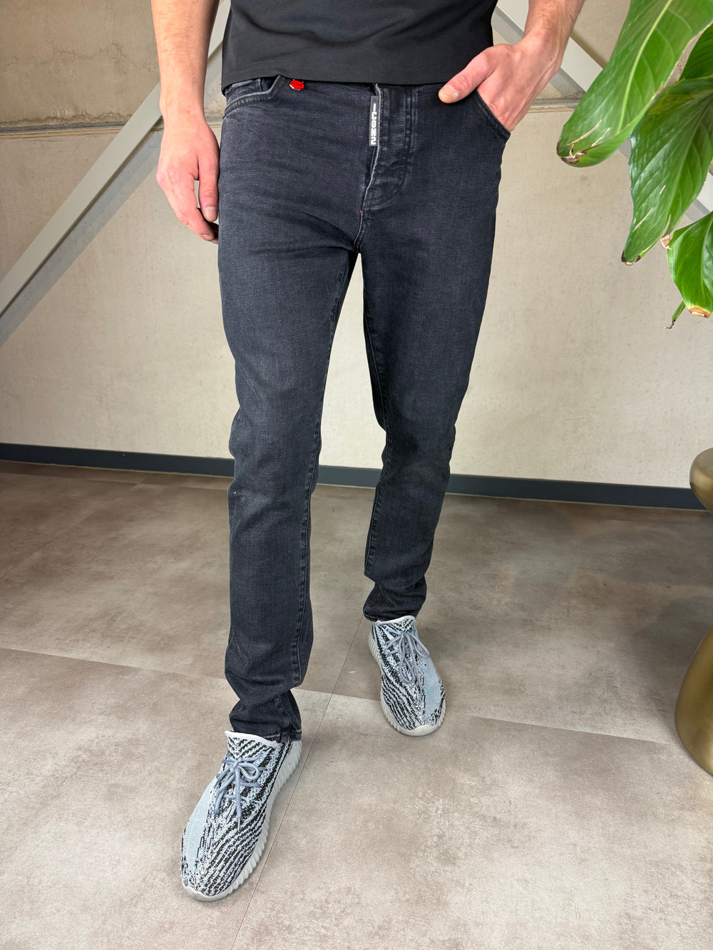 The Icon2 Slim Fit Stretch Jeans C010