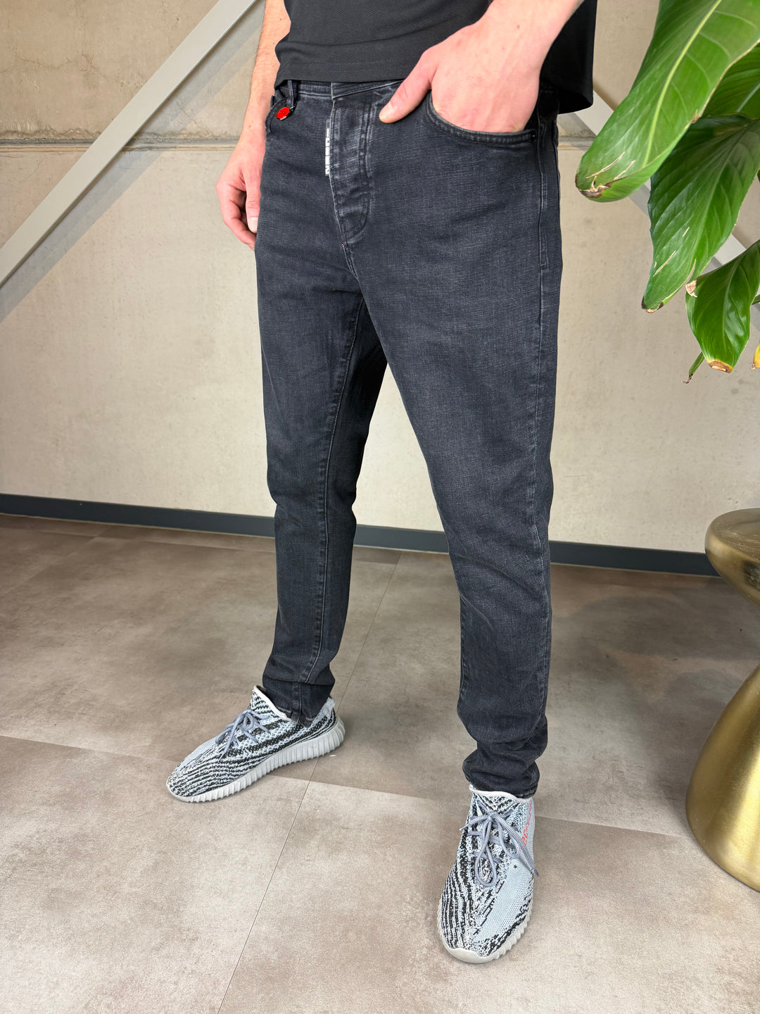 The Icon2 Slim Fit Stretch Jeans C010