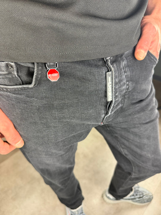 The Icon2 Slim Fit Stretch Jeans C010