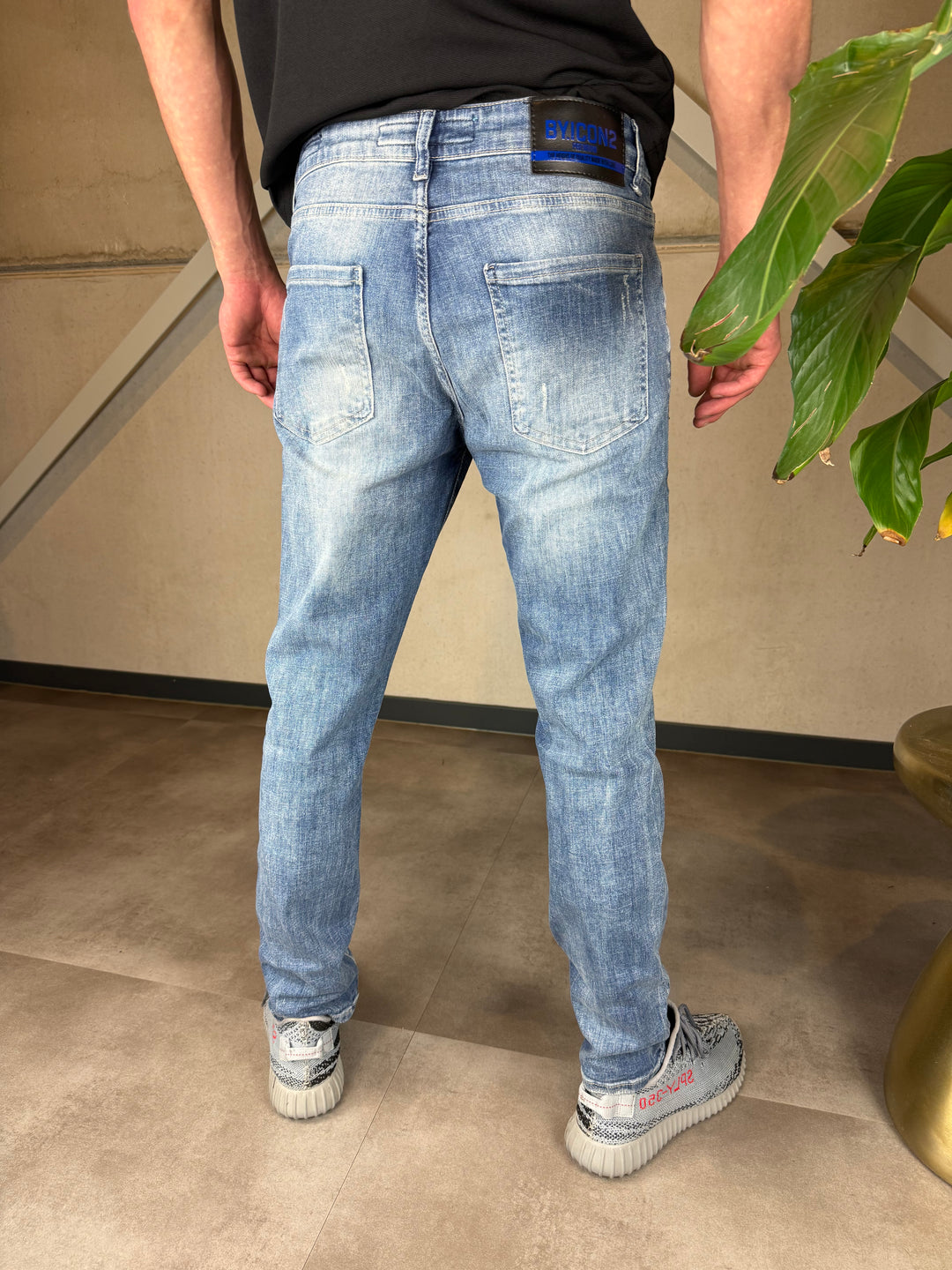 The Icon2 Slim Fit Stretch Jeans 271