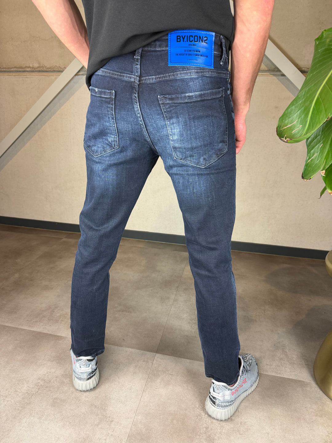 The Icon2 Slim Fit Stretch Jeans 504