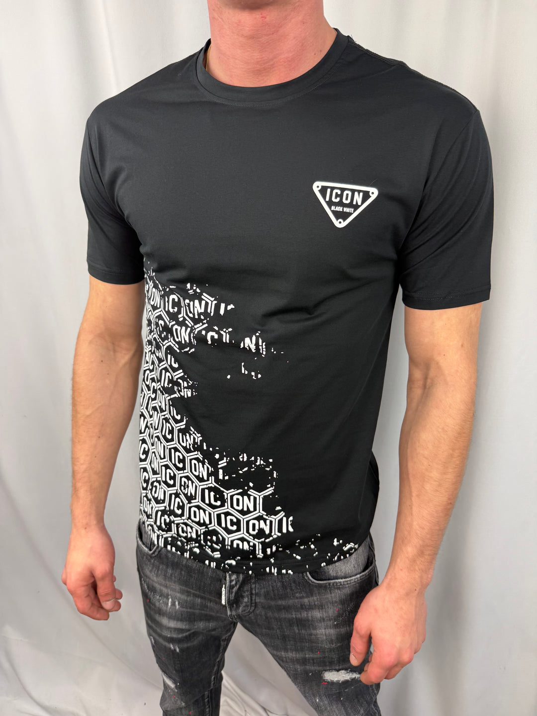 Icon Grid Flow T-Shirt