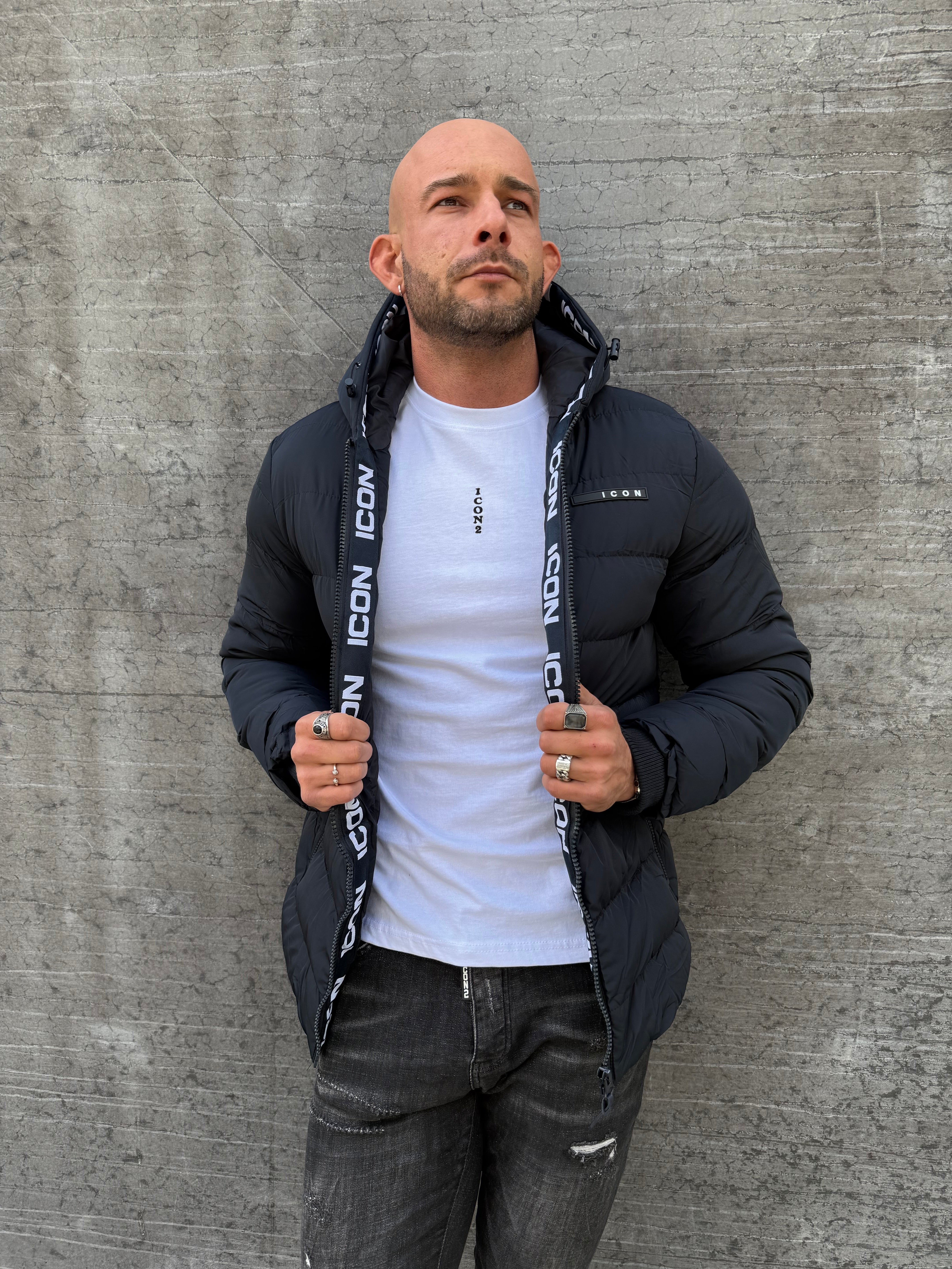 Exclusive Icon Jacket Met Capuchon – RoJo Fashion