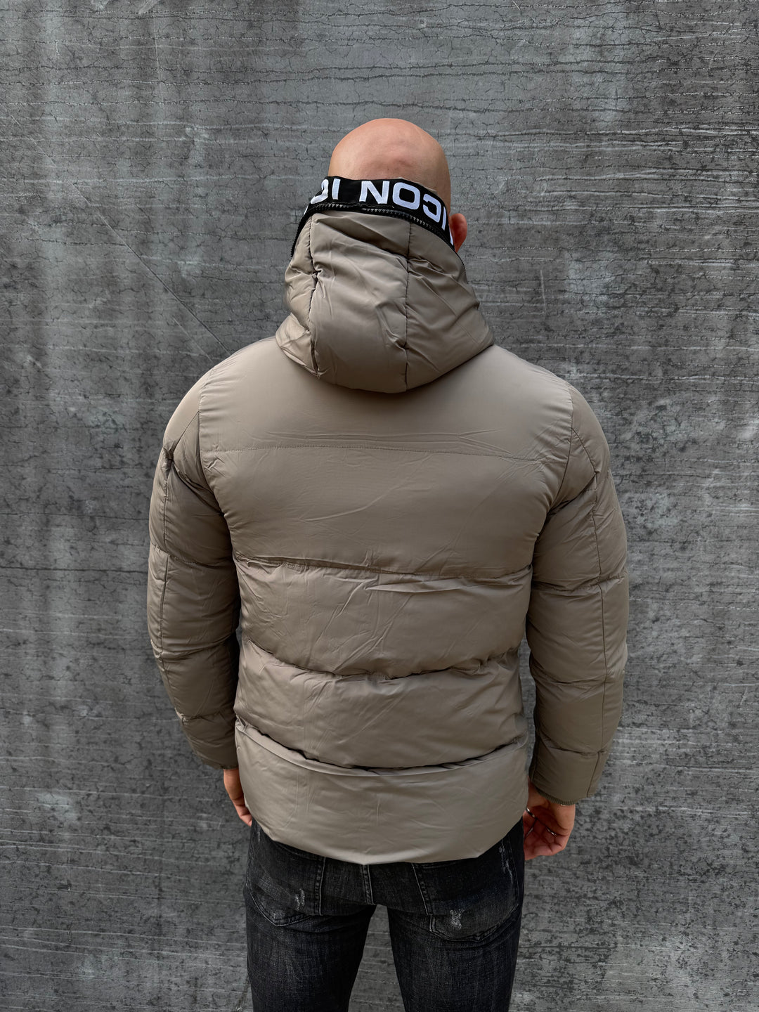 ICON Puffer Jacket Exclusive Met Capuchon