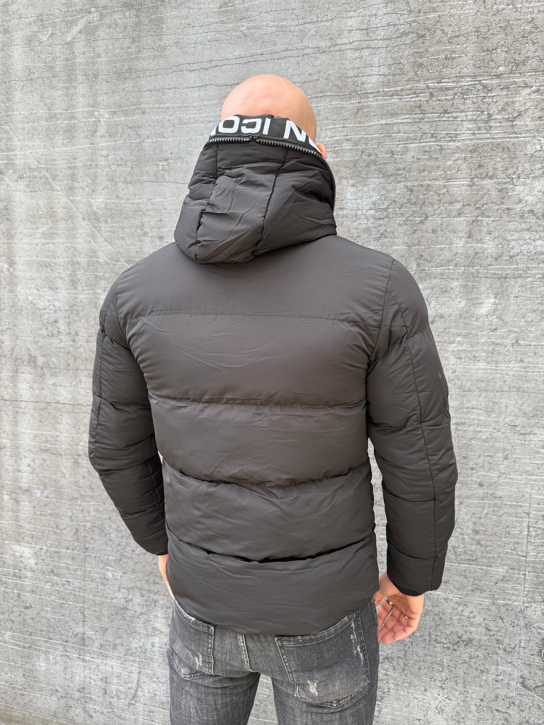 ICON Puffer Jacket Exclusive Met Capuchon