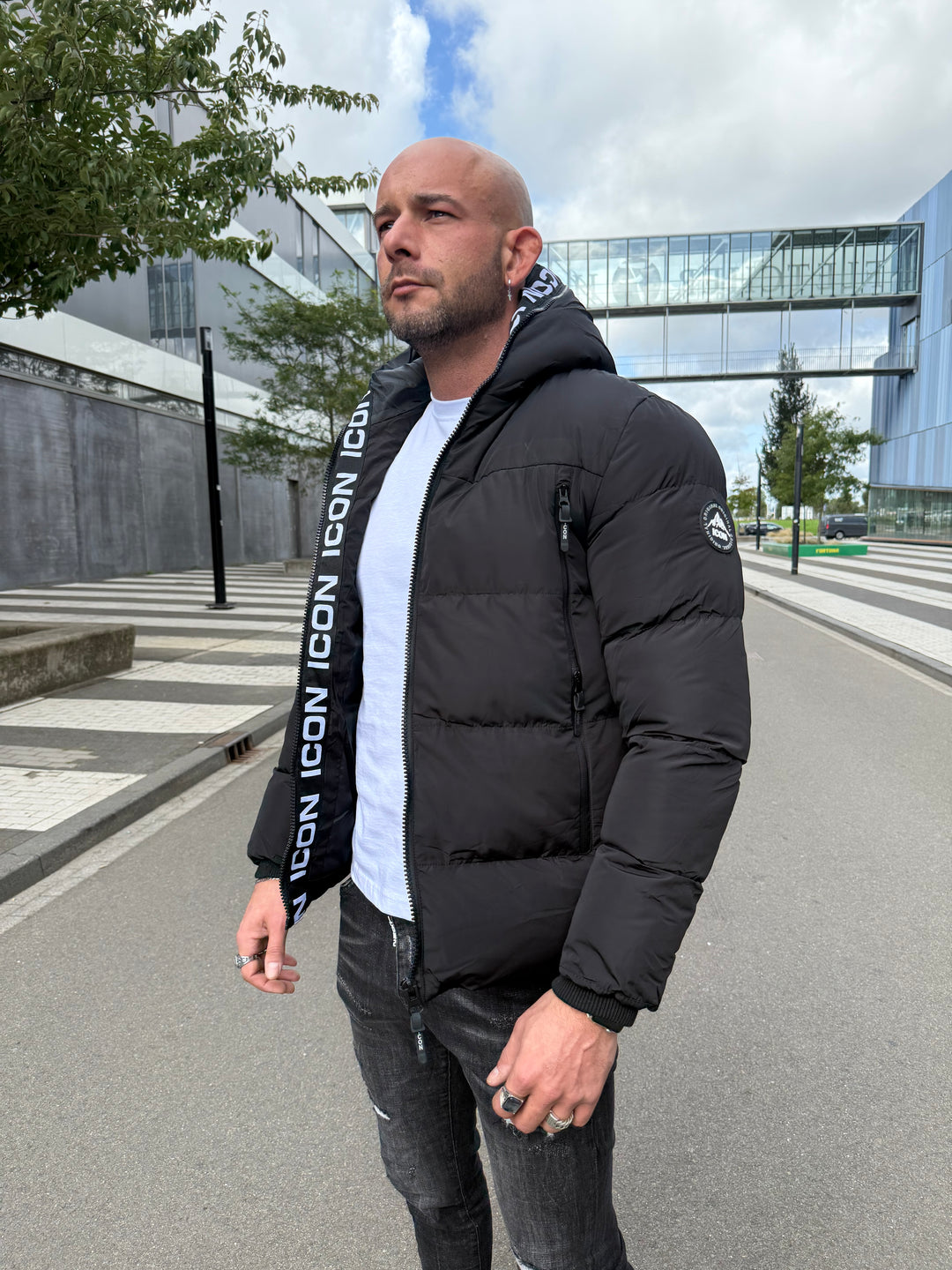 ICON Puffer Jacket Exclusive Met Capuchon