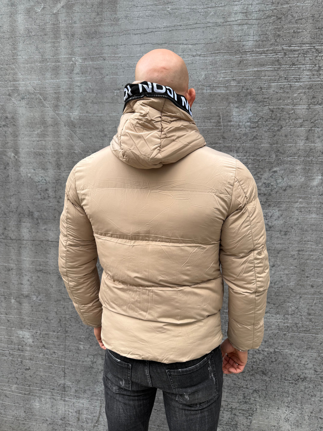 ICON Puffer Jacket Exclusive Met Capuchon