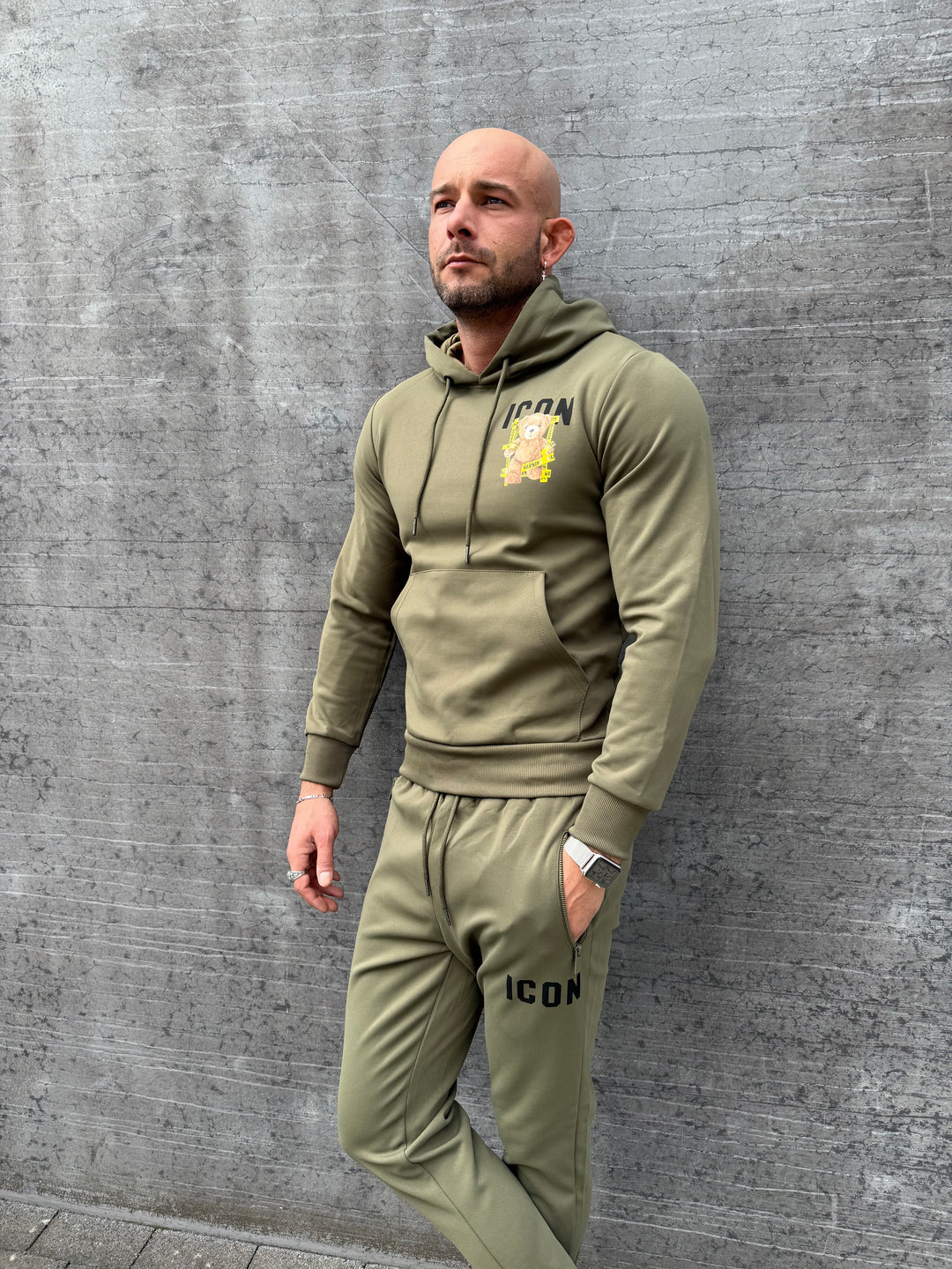 ICON Warning Bear Original Joggingpak