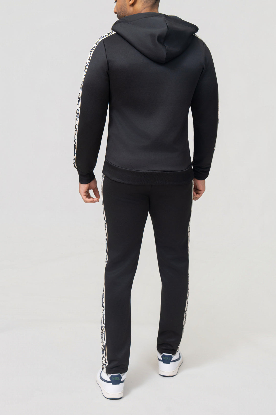The Icon Streetline Joggingpak