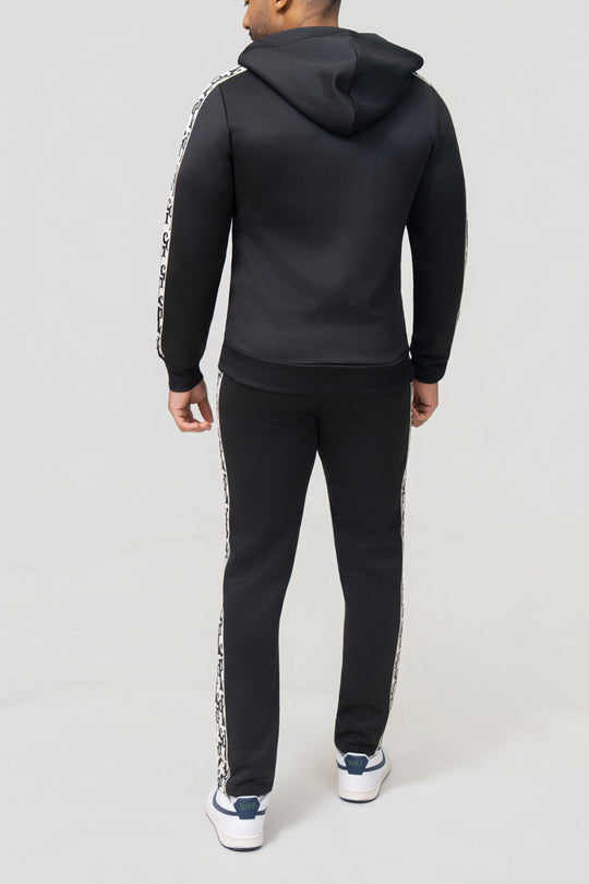 The Icon Streetline Joggingpak